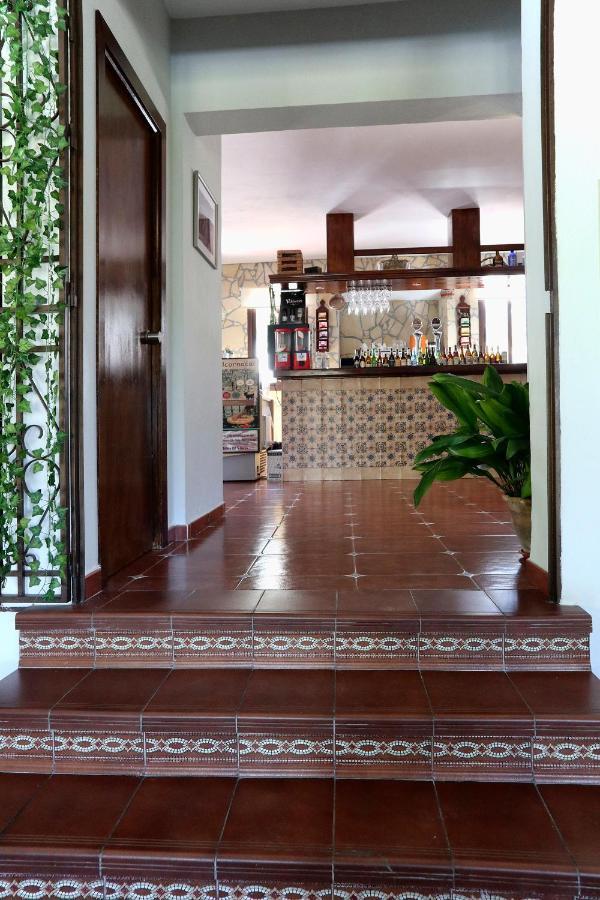 Hotel Rural & Restaurante Las Camaretas กอร์เตส เด ลา ฟรอนเตรา ภายนอก รูปภาพ