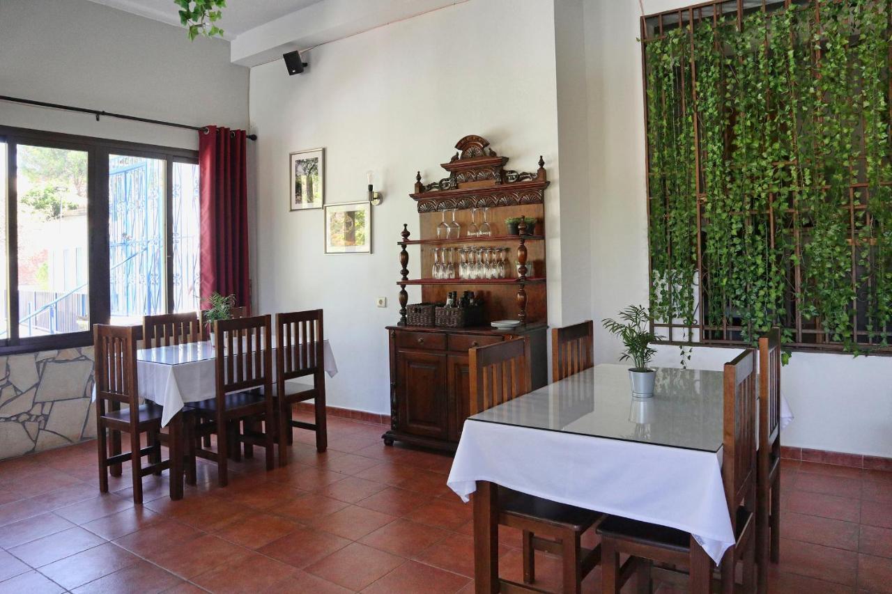 Hotel Rural & Restaurante Las Camaretas กอร์เตส เด ลา ฟรอนเตรา ภายนอก รูปภาพ